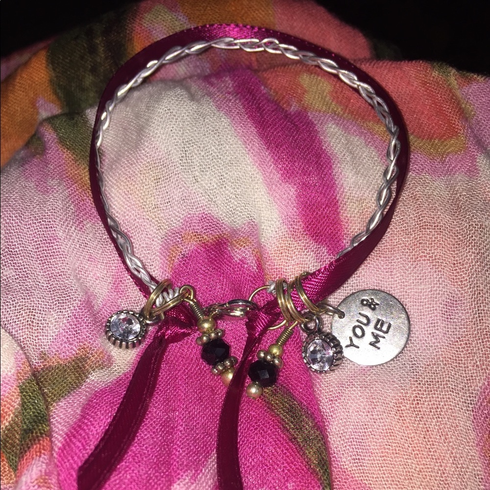 Handcrafted Ribbon Charm Bracelet - Picture 2 of 2